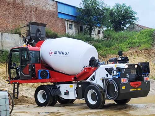 4m3 Self Loading Concrete Mixer Truck